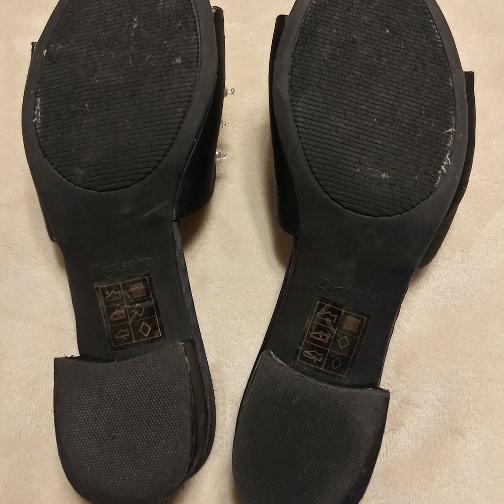 Sandal - Picture 5 of 6